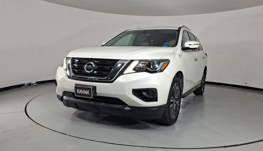 Nissan • Pathfinder