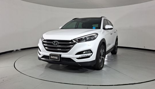 Hyundai • Tucson