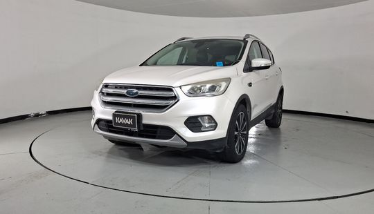 Ford • Escape