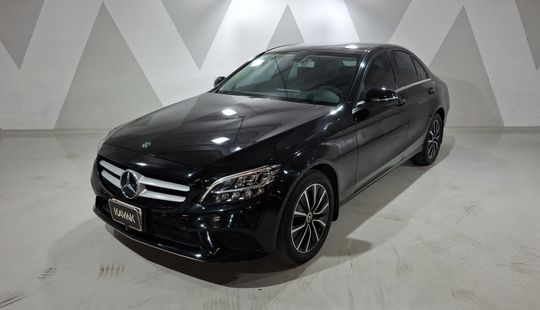 Mercedes Benz • Clase C