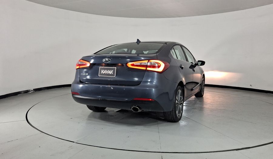 Kia Forte 2.0 SX AT Sedan 2016
