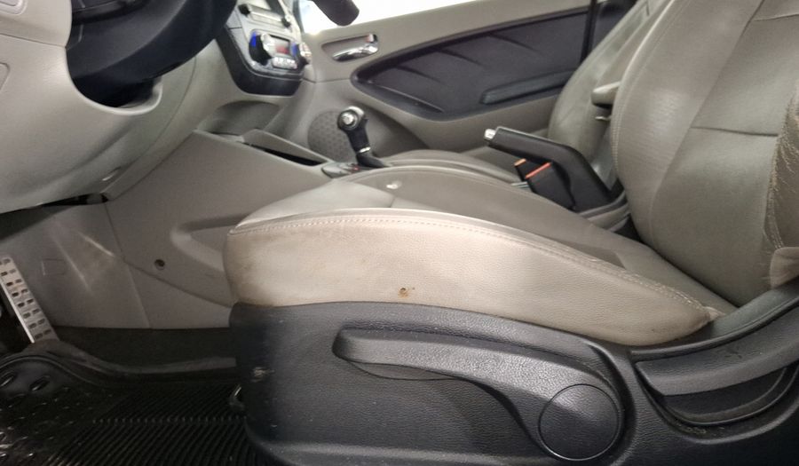 Kia Forte 2.0 SX AT Sedan 2016