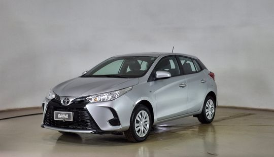 Toyota • Yaris