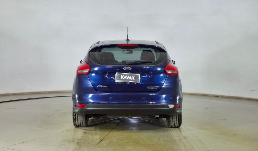 Ford Focus 2.0 TITANIUM POWER SHIFT Hatchback 2016