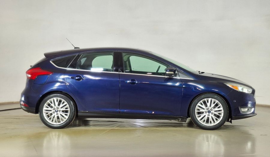 Ford Focus 2.0 TITANIUM POWER SHIFT Hatchback 2016