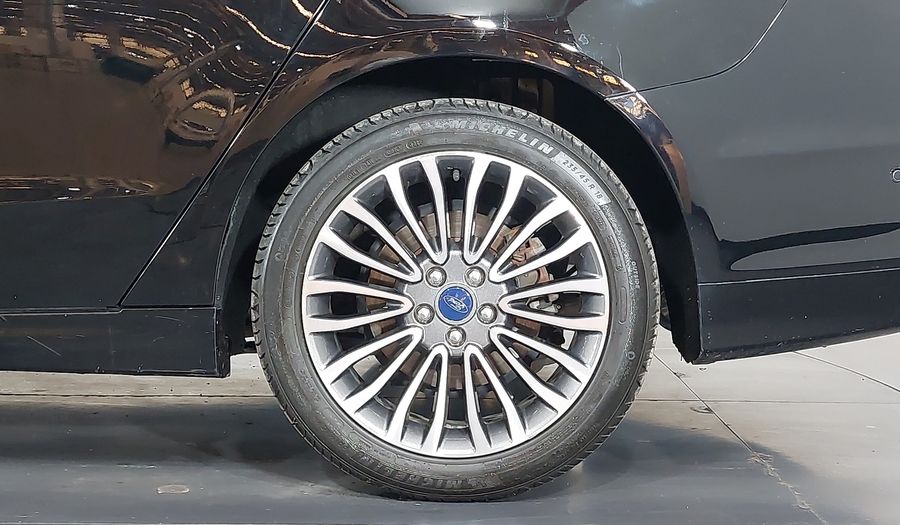 Ford Fusion TITANIUM AWD Sedan 2017