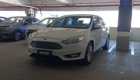 Ford • Focus
