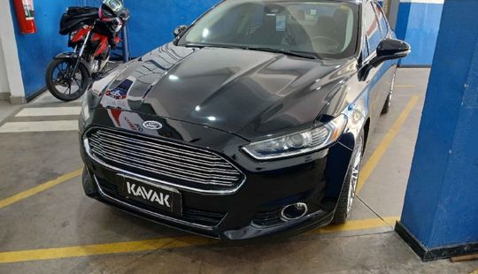 Ford • Fusion