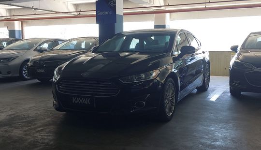 Ford • Fusion