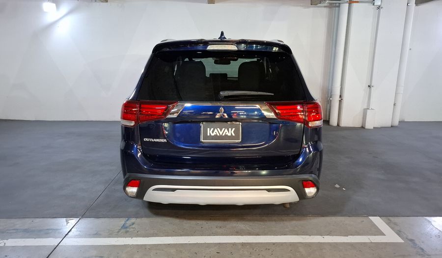 Mitsubishi Outlander 2.4 LIMITED CVT Suv 2020