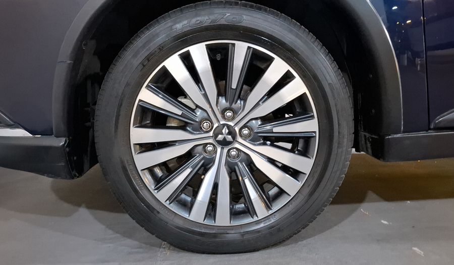 Mitsubishi Outlander 2.4 LIMITED CVT Suv 2020