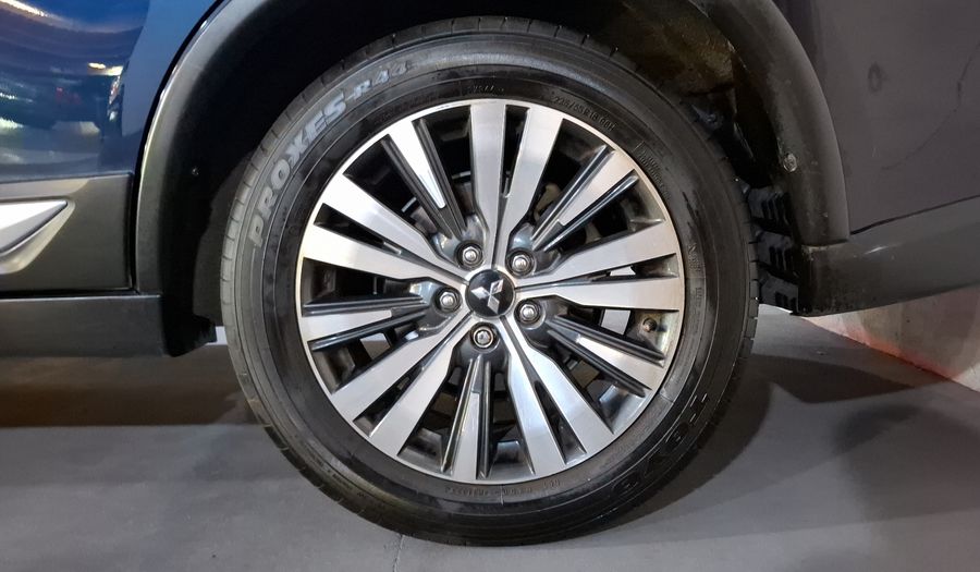 Mitsubishi Outlander 2.4 LIMITED CVT Suv 2020