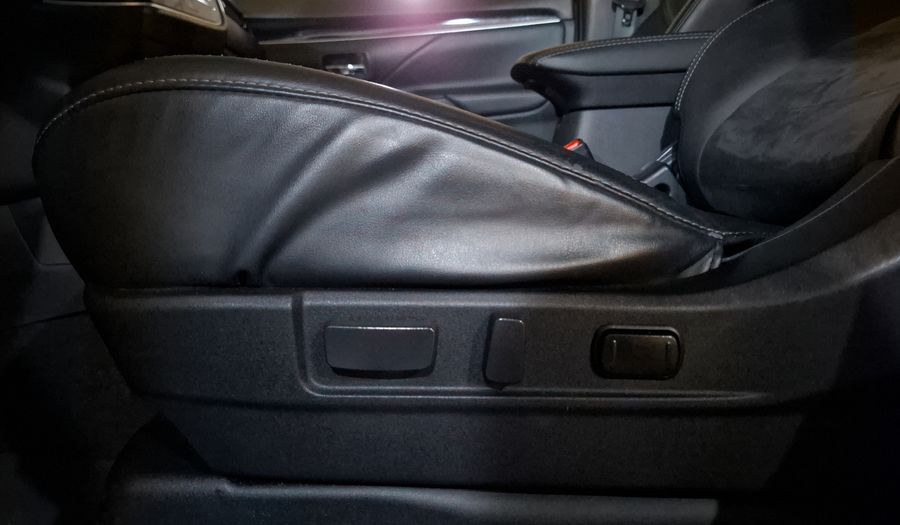 Mitsubishi Outlander 2.4 LIMITED CVT Suv 2020