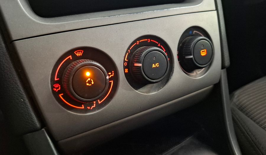 Peugeot 308 1.6 ALLURE NAV MT Hatchback 2015