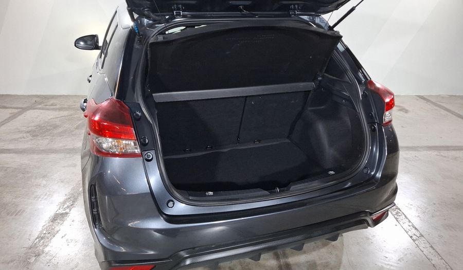 Toyota Yaris 1.5 S Hatchback 2023