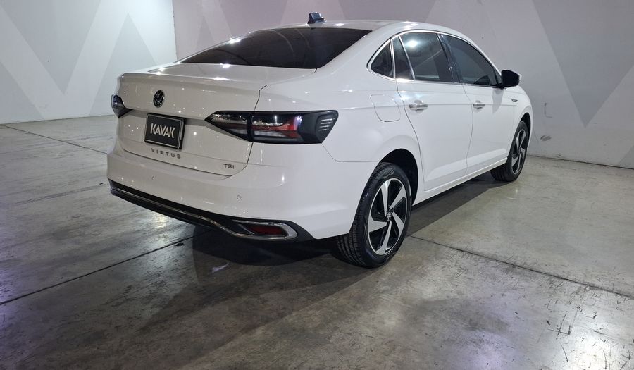 Volkswagen Virtus 1.0 HIGHLINE AUTO Sedan 2024