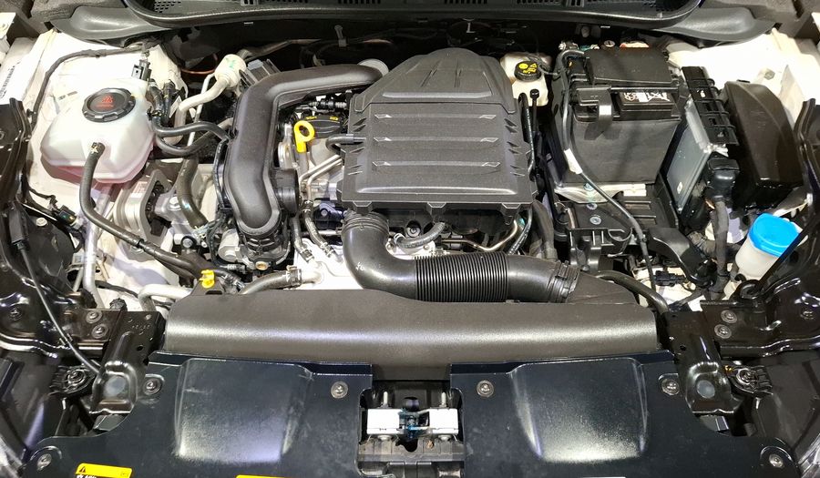 Volkswagen Virtus 1.0 HIGHLINE AUTO Sedan 2024