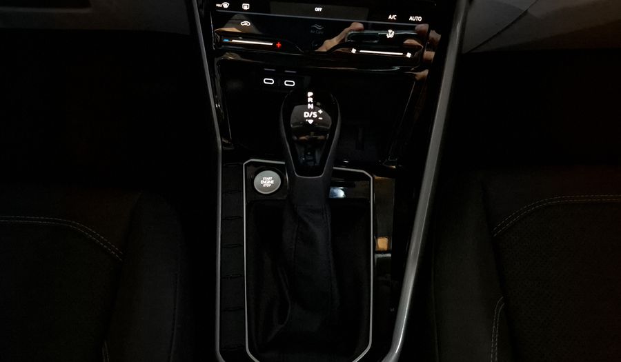 Volkswagen Virtus 1.0 HIGHLINE AUTO Sedan 2024