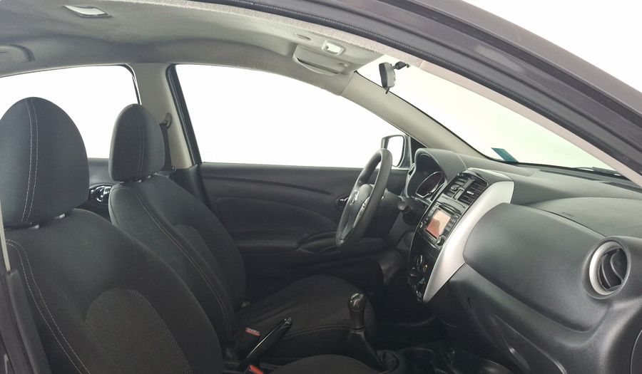 Nissan Versa 1.6 ADVANCE Sedan 2017