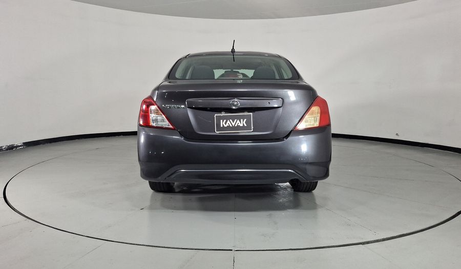 Nissan Versa 1.6 ADVANCE Sedan 2017