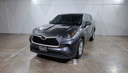 Toyota • Highlander