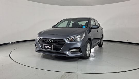 Hyundai • Accent