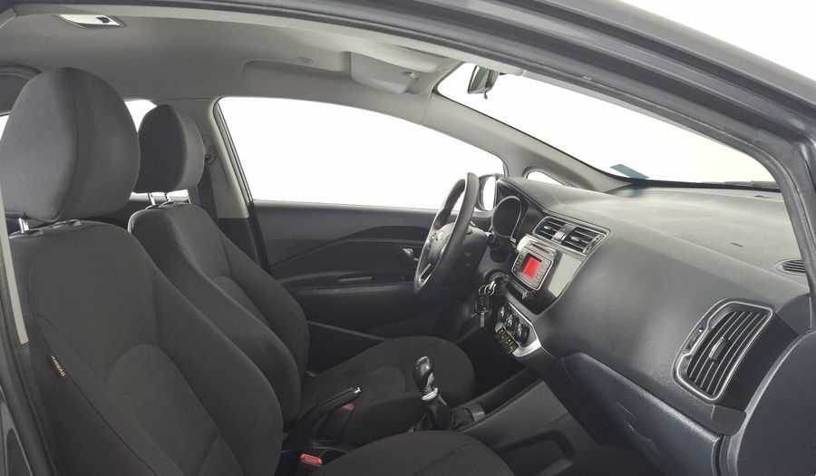 Kia Rio 1.6 LX MT Hatchback 2017