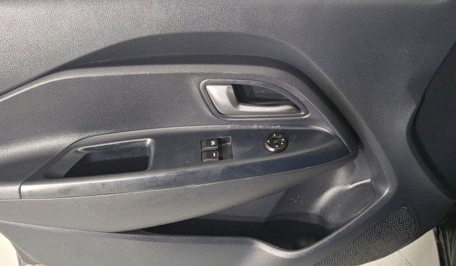 Kia Rio 1.6 LX MT Hatchback 2017