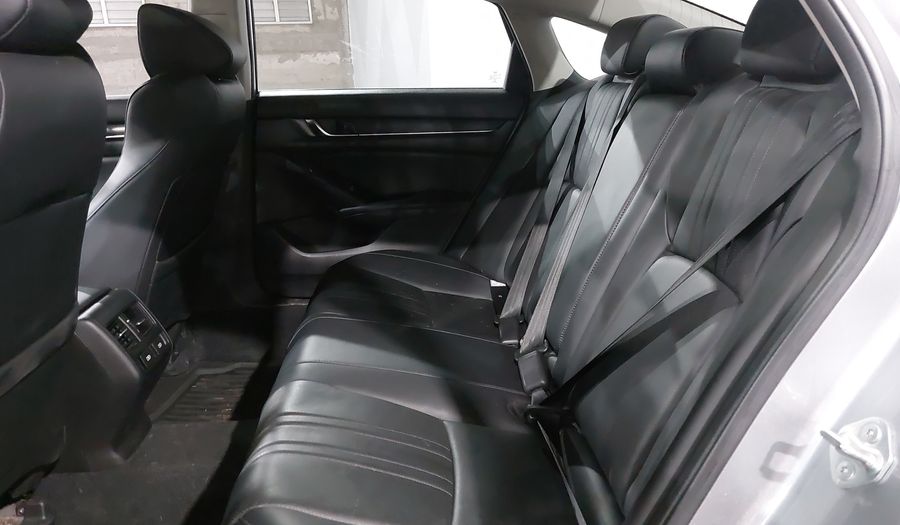 Honda Accord 2.0 TOURING AUTO Sedan 2021