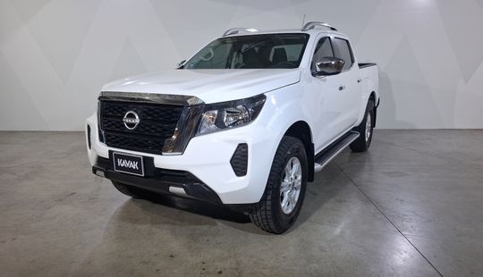 Nissan • Frontier