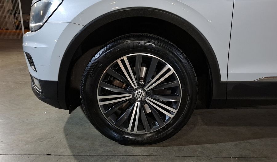 Volkswagen Tiguan 1.4 COMFORTLINE PIEL DCT Suv 2019