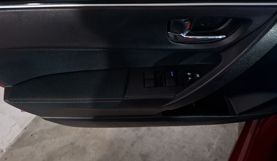 Toyota Corolla 1.8 LE CVT Sedan 2017