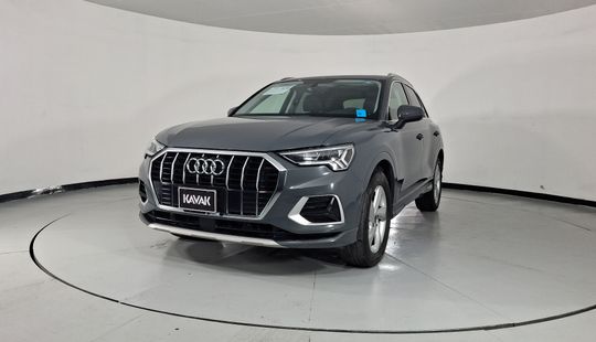 Audi • Q3