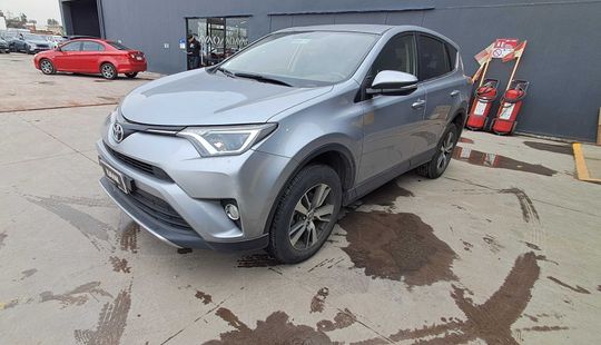 Toyota • RAV4