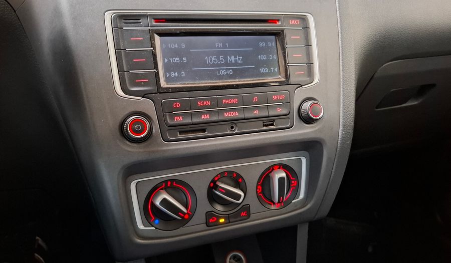 Volkswagen Fox 1.6 HIGHLINE I MOTION Hatchback 2014