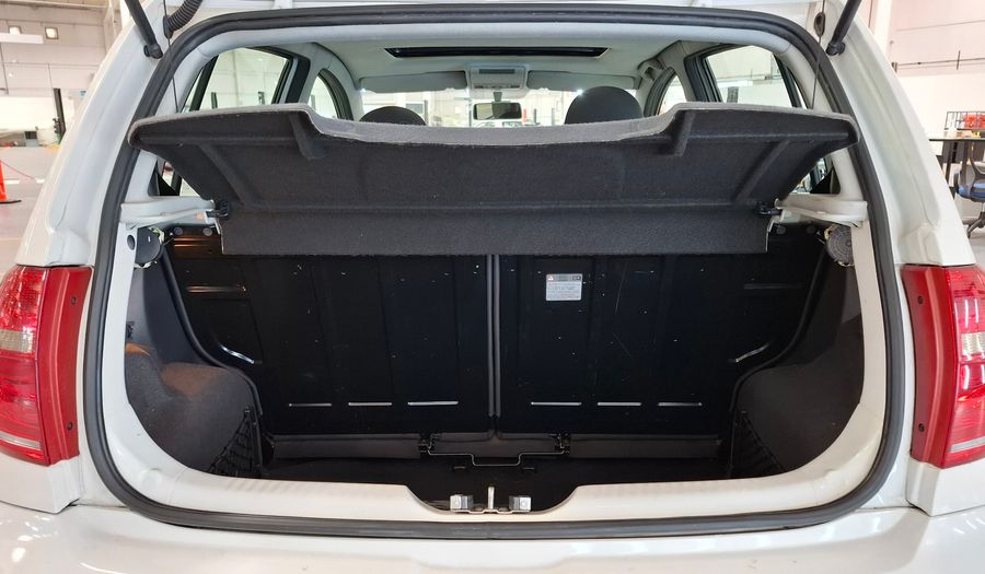 Volkswagen Fox 1.6 HIGHLINE I MOTION Hatchback 2014