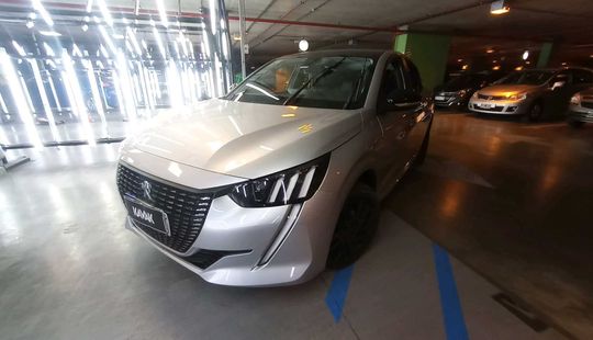 Peugeot • 208