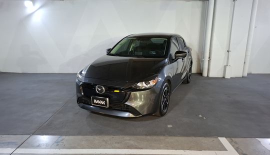 Mazda • Mazda 2