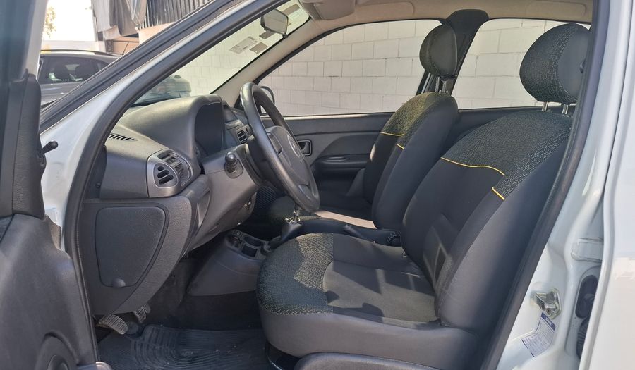 Renault Clio 1.1 GT LINE Hatchback 2014