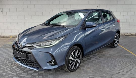 Toyota • Yaris