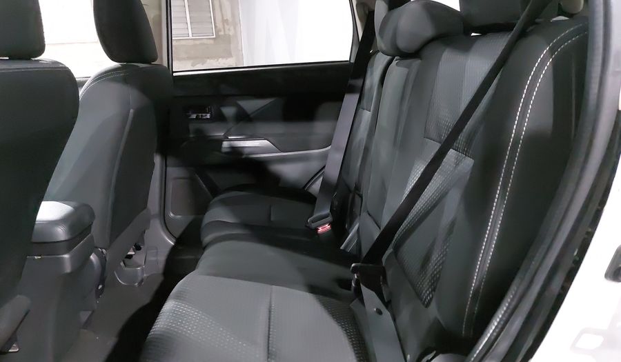 Mitsubishi Outlander 2.4 SE Suv 2017
