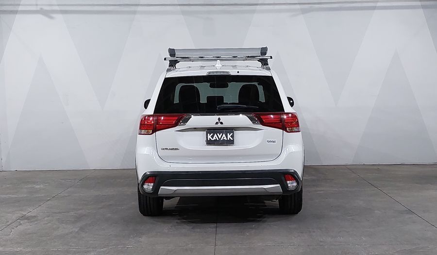 Mitsubishi Outlander 2.4 SE Suv 2017