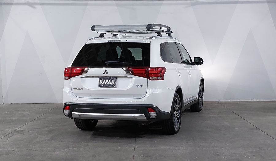 Mitsubishi Outlander 2.4 SE Suv 2017