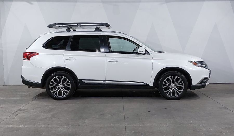 Mitsubishi Outlander 2.4 SE Suv 2017
