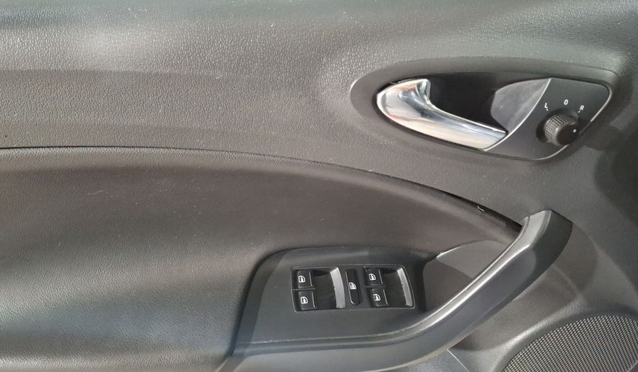 Seat Ibiza 2.0 STYLE 4 PTAS MT Hatchback 2015