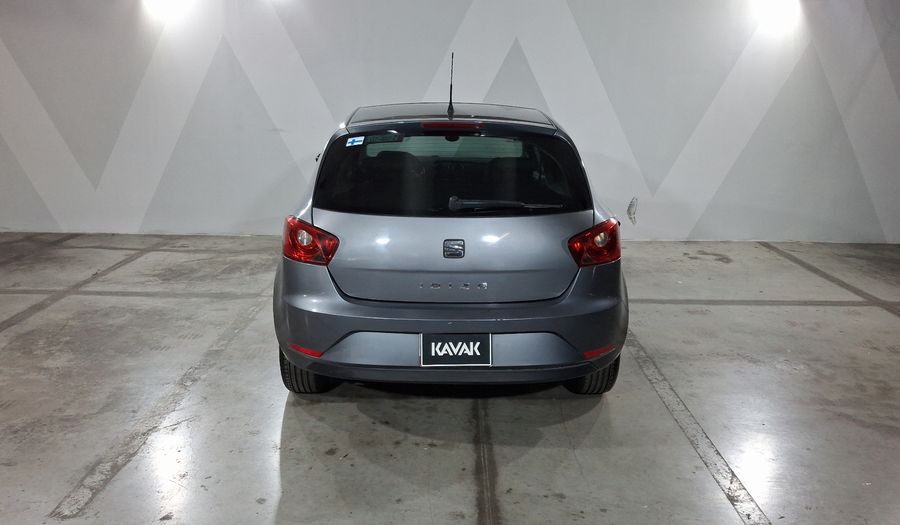 Seat Ibiza 2.0 STYLE 4 PTAS MT Hatchback 2015