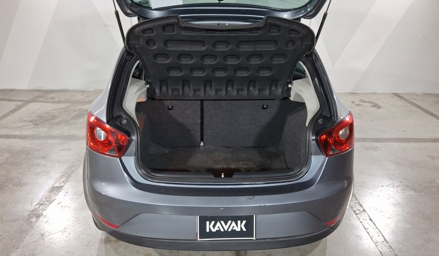 Seat Ibiza 2.0 STYLE 4 PTAS MT Hatchback 2015