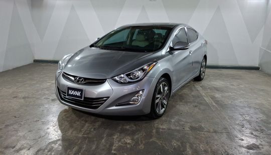 Hyundai • Elantra