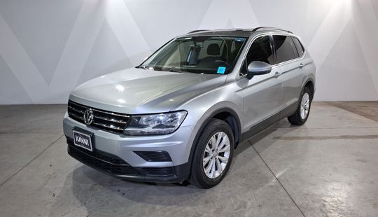Volkswagen • Tiguan