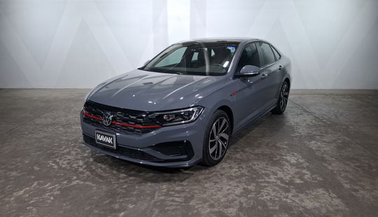 Volkswagen • Jetta